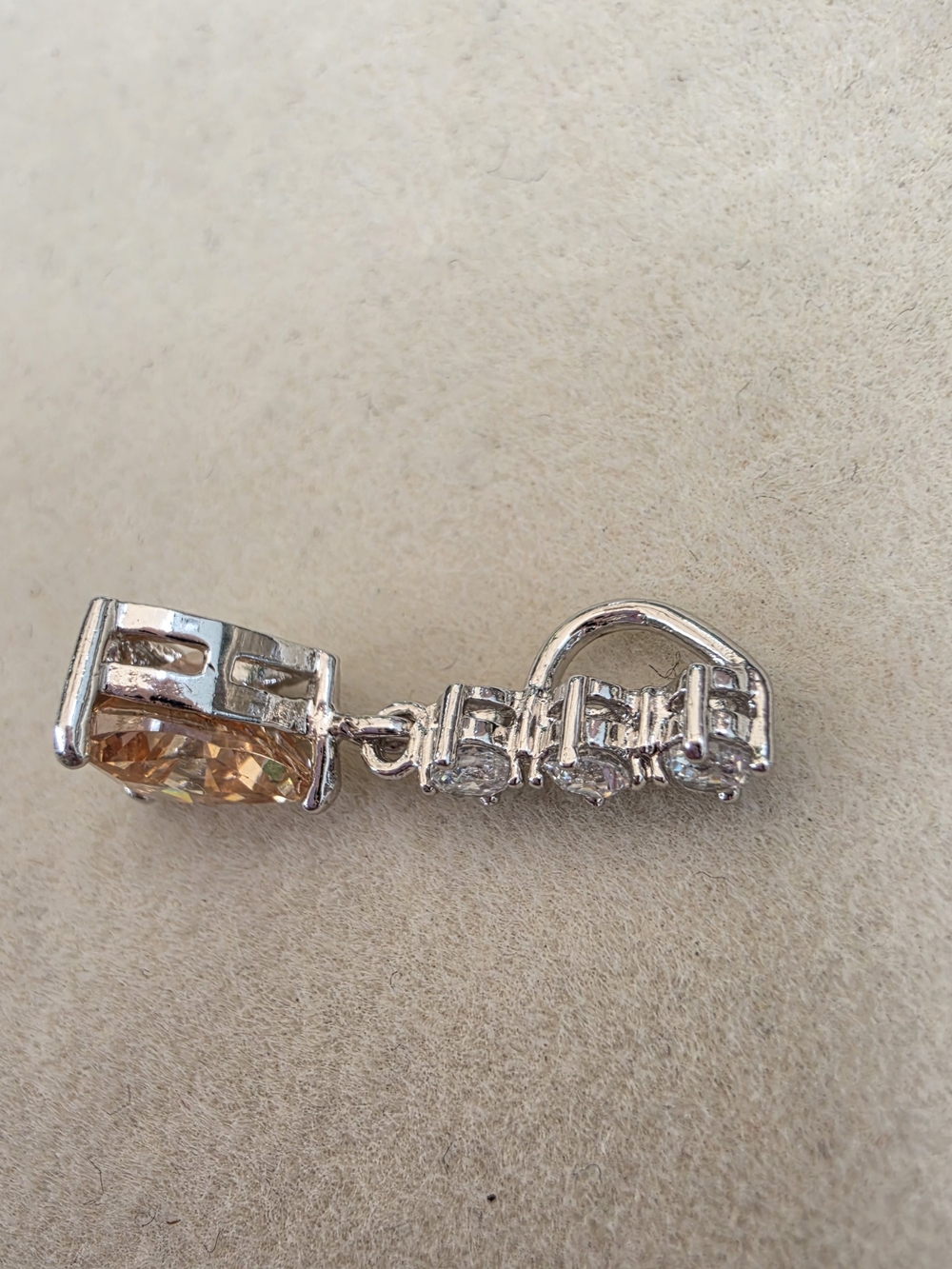 Sterling Silver Trillion Champagne Drop Pendant 1.84 g - Picture 9 of 9